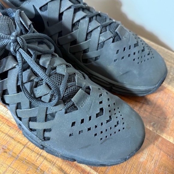 Nike Men’s Lunartrap Training Gray and Black Athletic Shoes, Size 11.5 - Picture 3 of 8